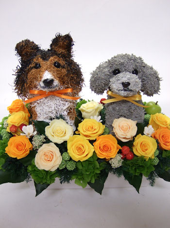 犬のプリザーブドフラワーアレンジ