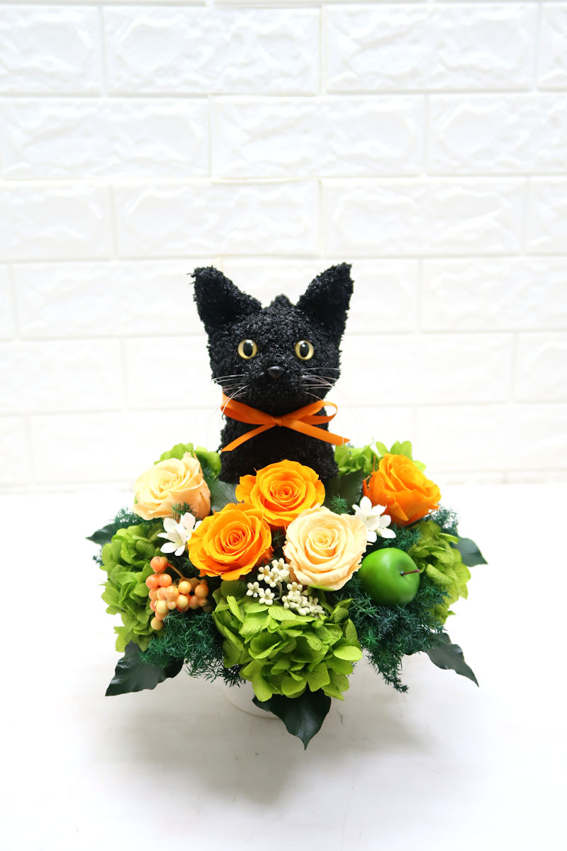 黒猫　プリザーブドフラワーアレンジ