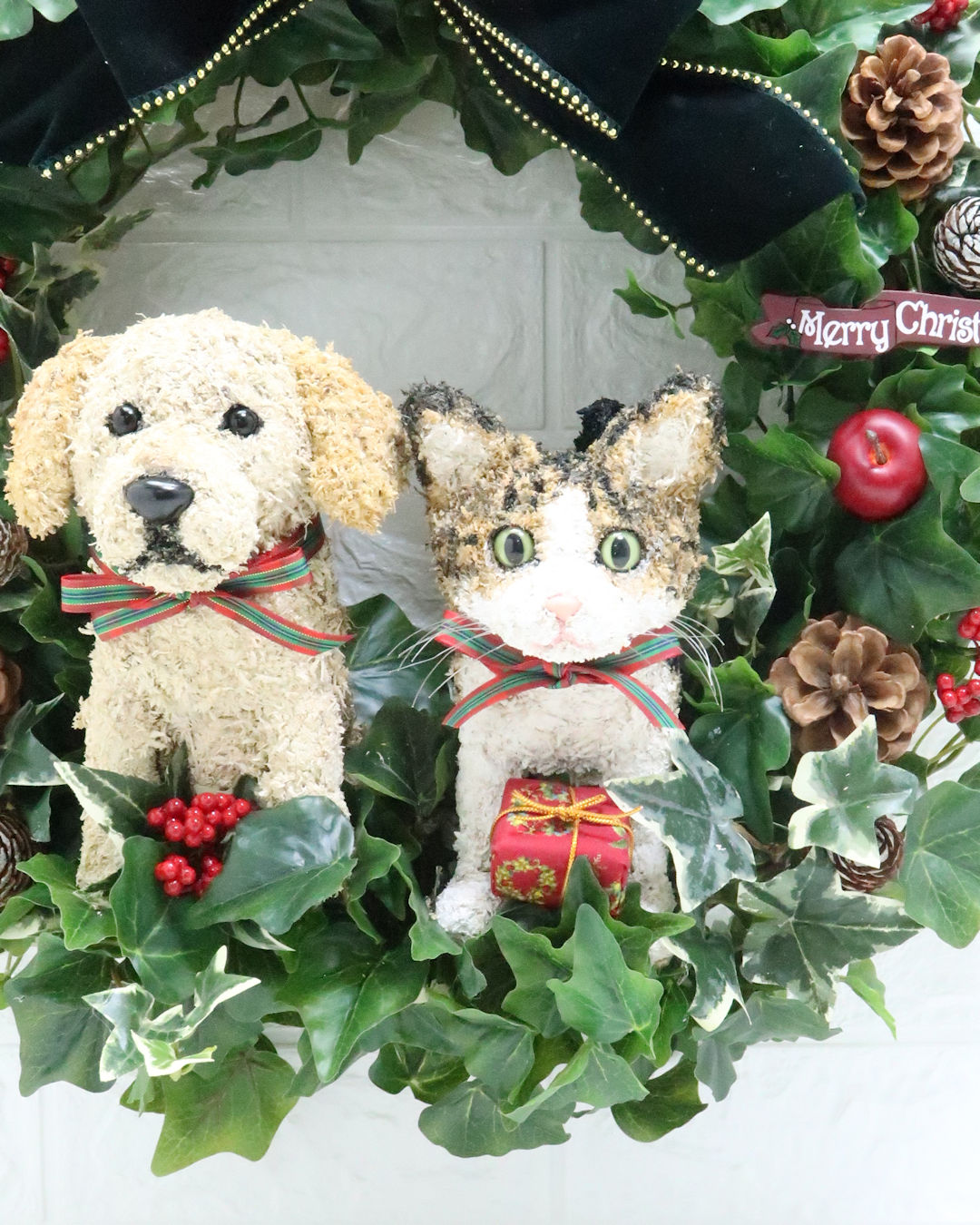 キジ白猫 クリスマスリース